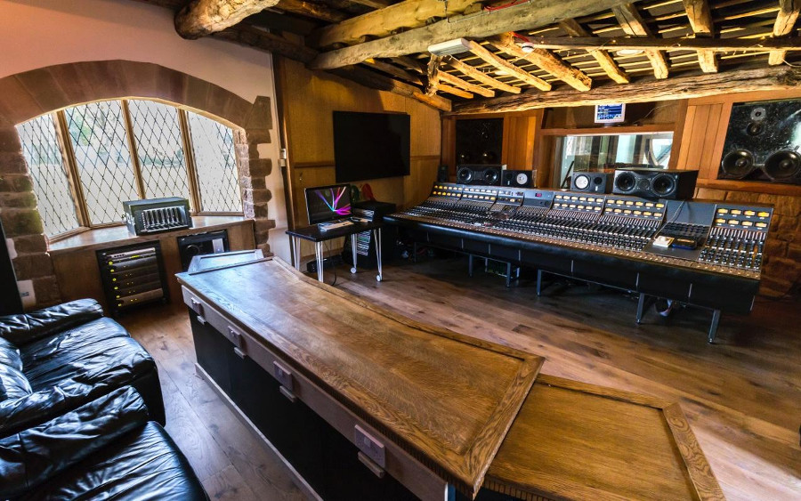 MONNOW VALLEY STUDIOS, WALES - AllStudios