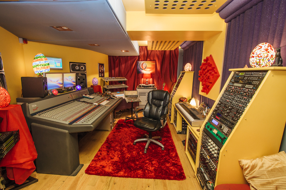 PRISM RECORDING STUDIOS, STAFFORDSHIRE - AllStudios